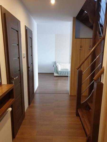 Rent Three bedroom apartment, Three bedroom apartment, Pekníkova, Pezi
