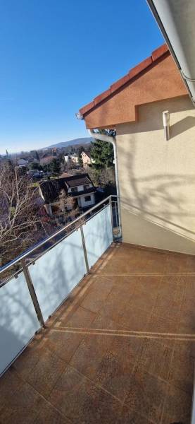 Rent Three bedroom apartment, Three bedroom apartment, Pekníkova, Pezi