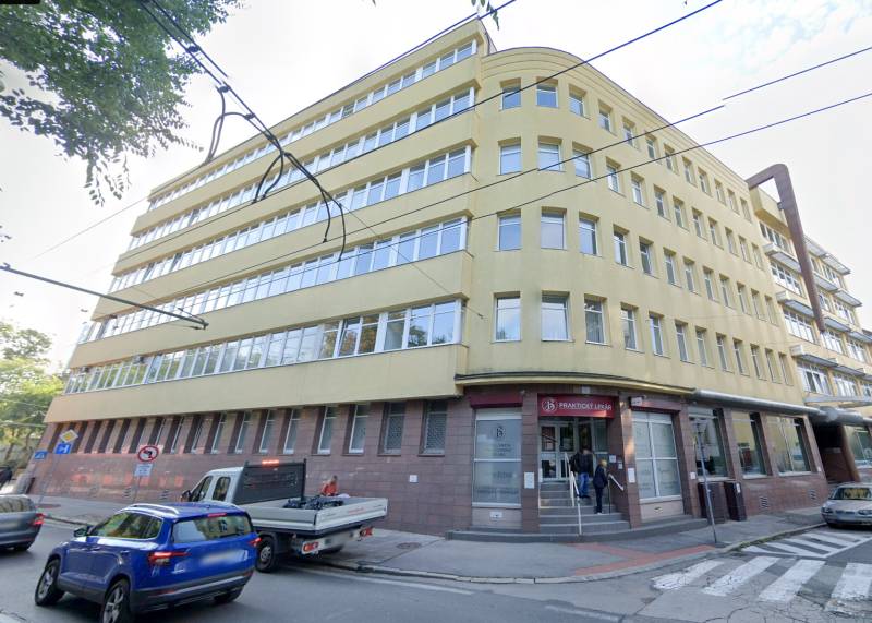Office spaces in the city center with excellent accessibility 28-95m2