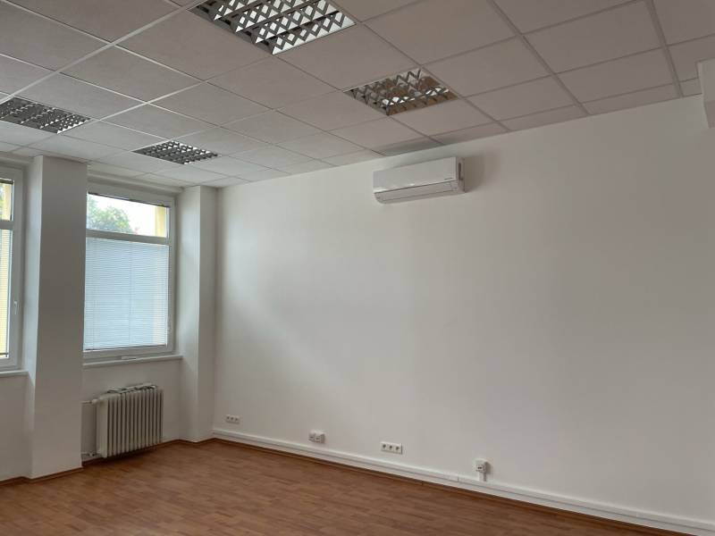 Office spaces in the city center with excellent accessibility 28-95m2