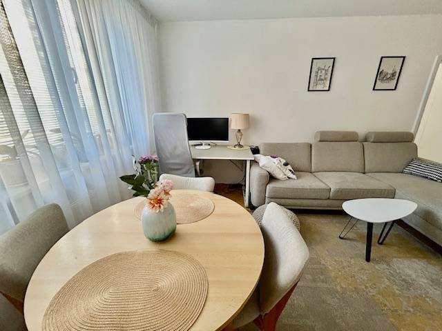 Renovated 2-Room Apartment with Balcony near Račianske Mýto