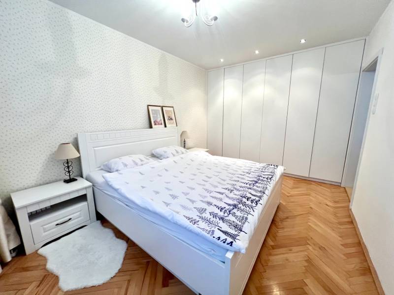 Renovated 2-Room Apartment with Balcony near Račianske Mýto