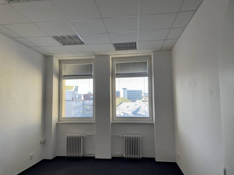 Office spaces in the city center with excellent accessibility 28-95m2