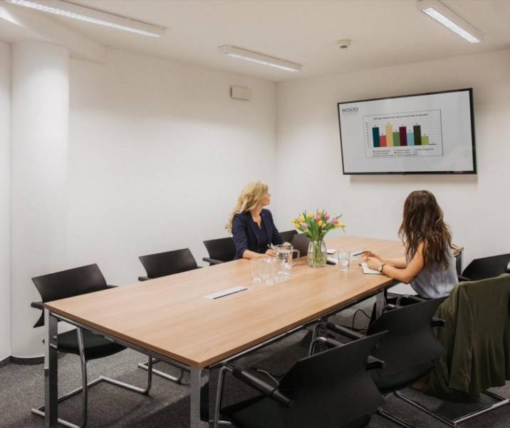 Modern office spaces in a new building in the wider city centre