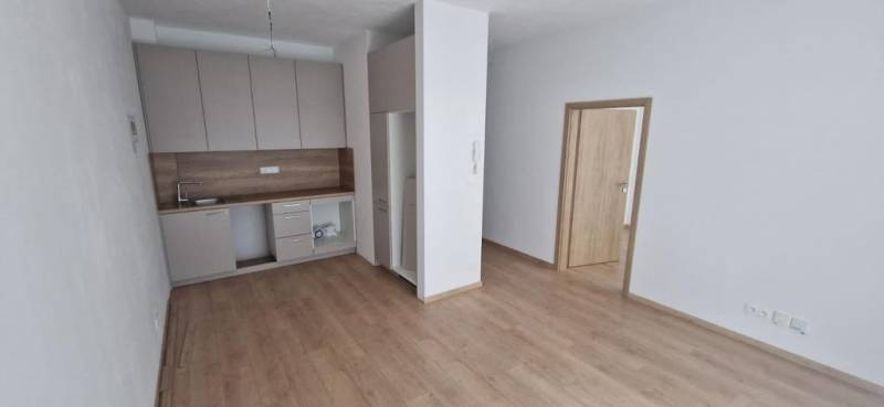 Rent Commercial premises, Commercial premises, Hlavná, Trnava, Slovaki