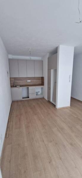 Rent Commercial premises, Commercial premises, Hlavná, Trnava, Slovaki