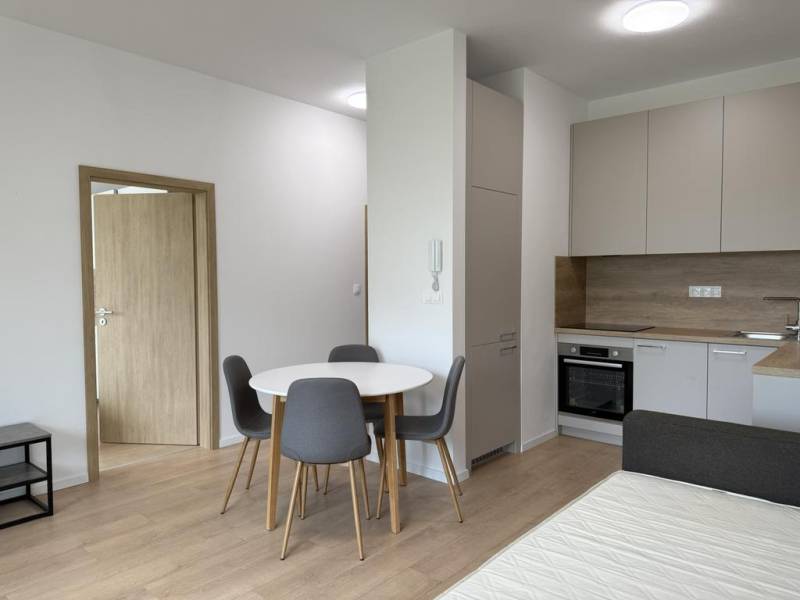 Rent Two bedroom apartment, Two bedroom apartment, Hlavná, Trnava, Slo