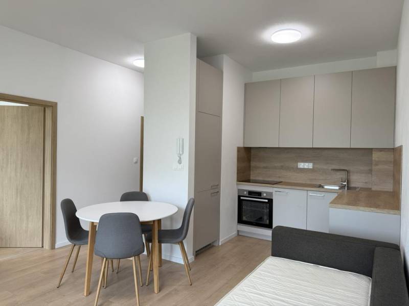 Rent Two bedroom apartment, Two bedroom apartment, Hlavná, Trnava, Slo