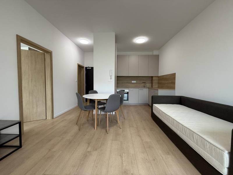Rent Two bedroom apartment, Two bedroom apartment, Hlavná, Trnava, Slo