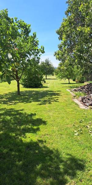 Sale Gardens, Gardens, Doľany, Pezinok, Slovakia