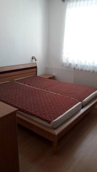 Rent One bedroom apartment, One bedroom apartment, Moyzesova, Pezinok,