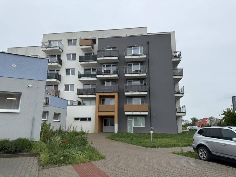 Rent Commercial premises, Commercial premises, Hlavná, Trnava, Slovaki