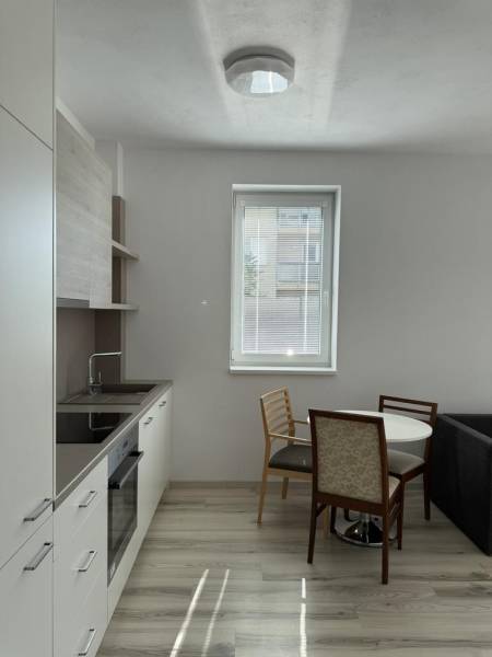 Rent One bedroom apartment, One bedroom apartment, Hlavná, Trnava, Slo