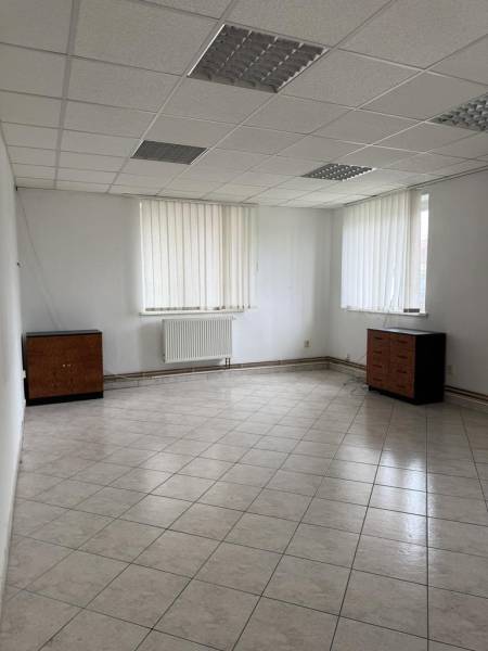 Rent Storehouses and Workshops, Storehouses and Workshops, Šenkvická c