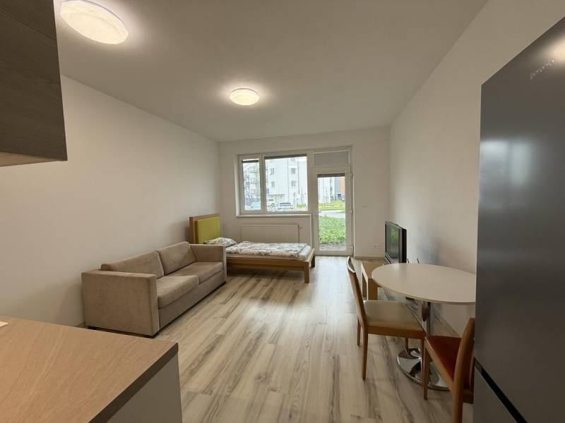 Rent Two bedroom apartment, Two bedroom apartment, Hlavná, Trnava, Slo