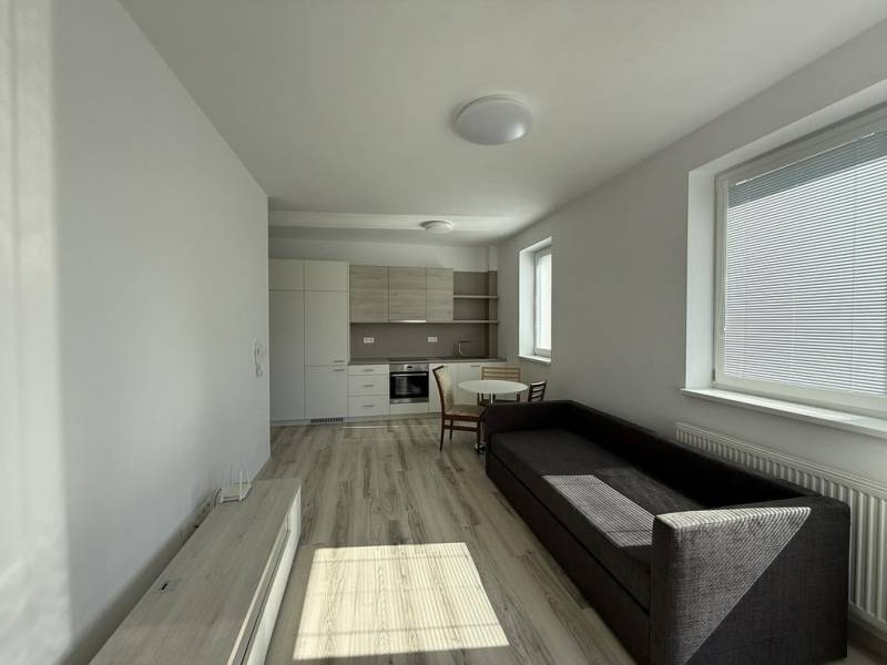 Rent Two bedroom apartment, Two bedroom apartment, Hlavná, Trnava, Slo