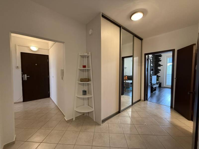 Rent Two bedroom apartment, Two bedroom apartment, Rovniankova, Bratis