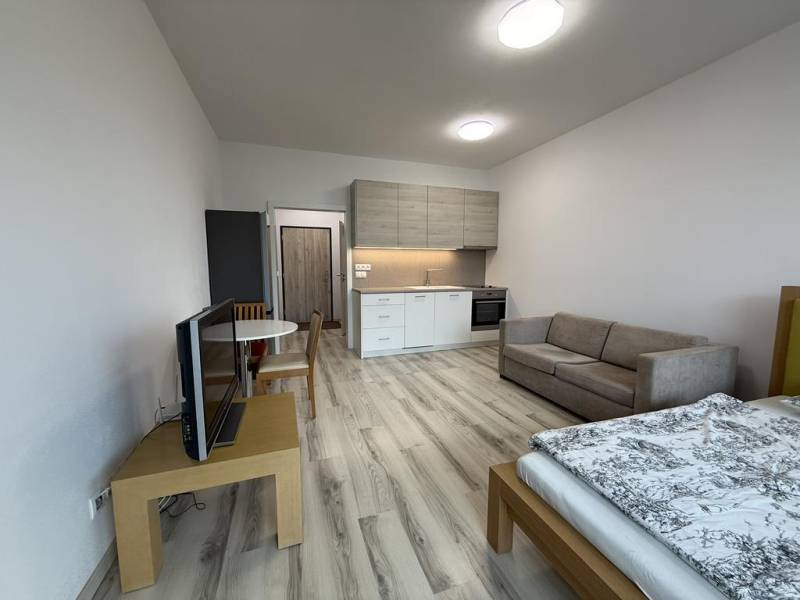 Rent Two bedroom apartment, Two bedroom apartment, Hlavná, Trnava, Slo