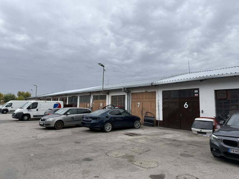 Rent Storehouses and Workshops, Storehouses and Workshops, Šenkvická c