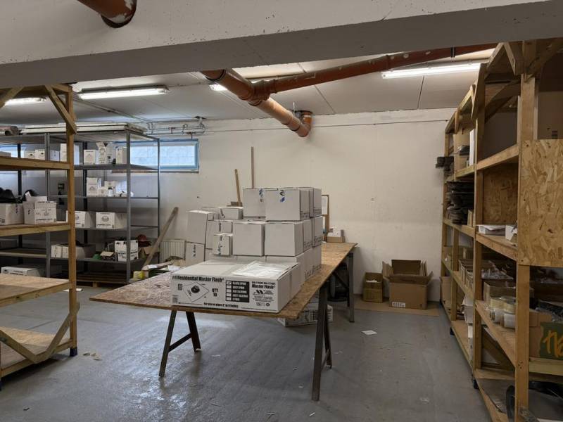 Rent Storehouses and Workshops, Storehouses and Workshops, Poľná, Sene