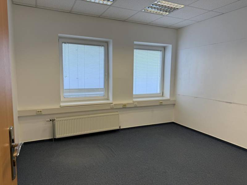 Rent Offices, Offices, Nádražná, Senec, Slovakia